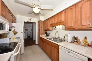 530 N Silverbrook Dr, West Bend, WI 53090 - Photo 11