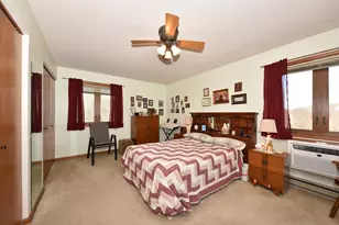 530 N Silverbrook Dr, West Bend, WI 53090 - Photo 17