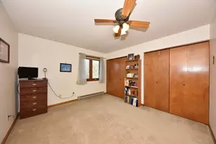 530 N Silverbrook Dr, West Bend, WI 53090 - Photo 15