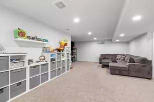3318 Limerick Ln, Sheboygan, WI 53083 - Photo 29