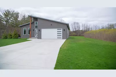 3318  Limerick Ln, Sheboygan, WI 53083 - Photo 41