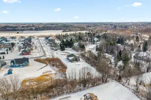 3318 Limerick Ln, Sheboygan, WI 53083 - Photo 31