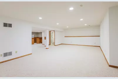 1300  Edgewood Ave, South Milwaukee, WI 53172 - Photo 27