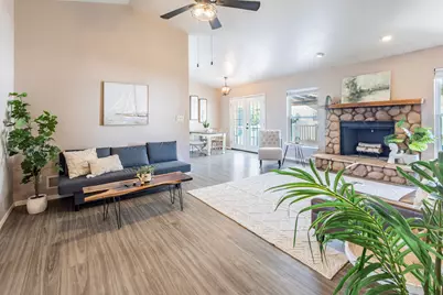 1300  Edgewood Ave, South Milwaukee, WI 53172 - Photo 7