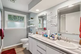 9035 W Morgan Ave, Milwaukee, WI 53228 - Photo 27