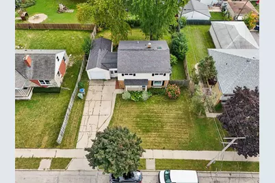 9035  W Morgan Ave, Milwaukee, WI 53228 - Photo 41