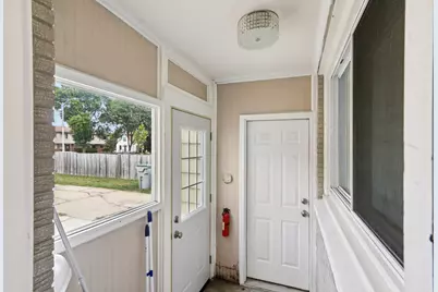 9035  W Morgan Ave, Milwaukee, WI 53228 - Photo 23