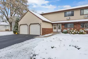 73 University Dr, Fond du Lac, WI 54935 - Photo 1