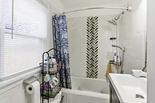 5525 N 52nd St, Milwaukee, WI 53218 - Photo 11