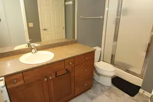 270 E Highland Ave, Milwaukee, WI 53202 - Photo 15
