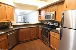 270 E Highland Ave, Milwaukee, WI 53202 - Photo 11