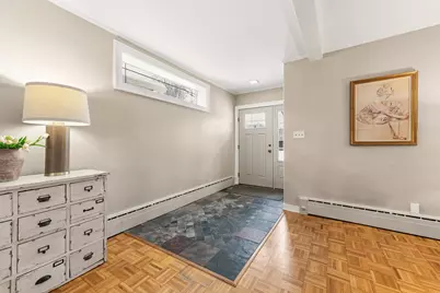 722 E Carlisle Ave, Whitefish Bay, WI 53217 - Photo 3