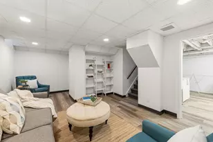 722 E Carlisle Ave, Whitefish Bay, WI 53217 - Photo 53