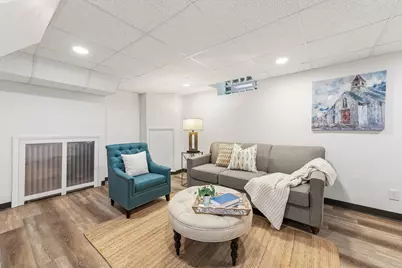 722 E Carlisle Ave, Whitefish Bay, WI 53217 - Photo 55