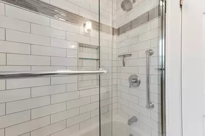 722 E Carlisle Ave, Whitefish Bay, WI 53217 - Photo 29