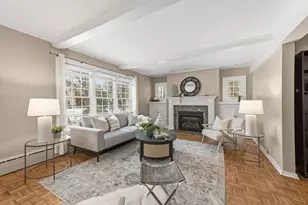 722 E Carlisle Ave, Whitefish Bay, WI 53217 - Photo 7