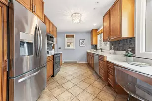 722 E Carlisle Ave, Whitefish Bay, WI 53217 - Photo 19