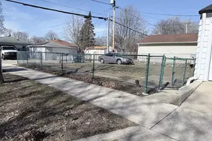 5701 N 79th St, Milwaukee, WI 53218 - Photo 15