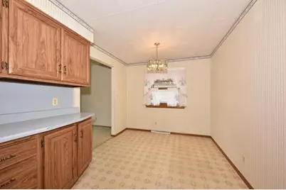 1620  Drexel Blvd, South Milwaukee, WI 53172 - Photo 9