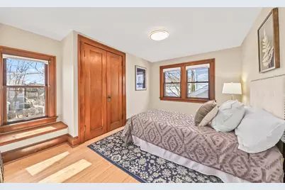 1913 E Beverly Rd, Shorewood, WI 53211 - Photo 31