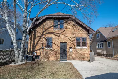 1913 E Beverly Rd, Shorewood, WI 53211 - Photo 33