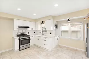 7623 39th Ave, Kenosha, WI 53142 - Photo 7