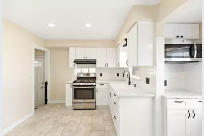 7623  39th Ave, Kenosha, WI 53142 - Photo 9