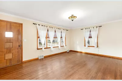 7623  39th Ave, Kenosha, WI 53142 - Photo 3