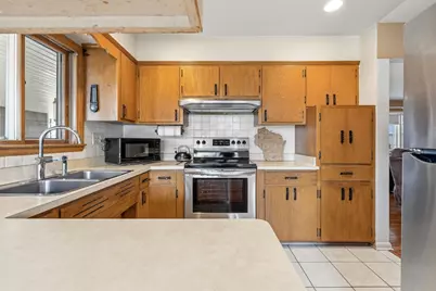 5028 N 131st St, Butler, WI 53007 - Photo 13