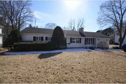 951 W Walworth Ave, Whitewater, WI 53190 - Photo 1