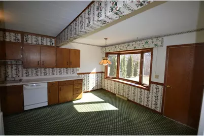 951 W Walworth Ave, Whitewater, WI 53190 - Photo 15