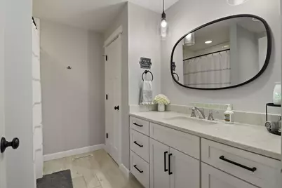 1212  Laurel Ln, Racine, WI 53139 - Photo 15