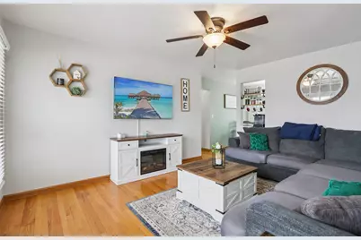 5711  63rd St, Kenosha, WI 53142 - Photo 5