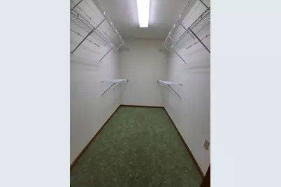 350  Hartford Sq, Hartford, WI 53027 - Photo 11