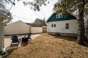 2908 N 74th St, Milwaukee, WI 53210 - Photo 33