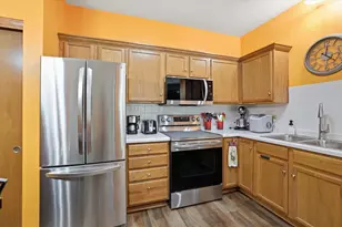 1827 E Racine Ave, Waukesha, WI 53186 - Photo 9