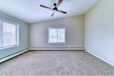 405 W Sugar Ln, Glendale, WI 53217 - Photo 15