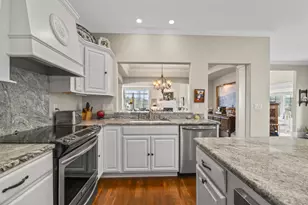 N35W23668 Auburn Ct, Pewaukee, WI 53072 - Photo 11