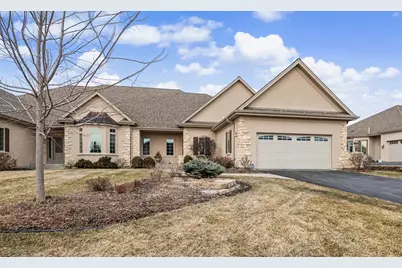 N35W23668  Auburn Ct, Pewaukee, WI 53072 - Photo 1