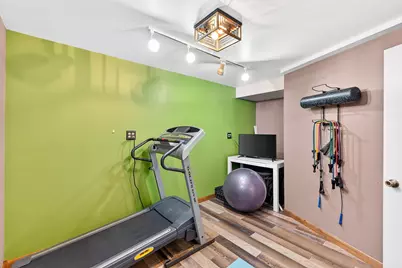 7413 W Ohio Ave, Milwaukee, WI 53219 - Photo 19