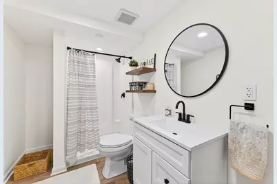 7413 W Ohio Ave, Milwaukee, WI 53219 - Photo 21