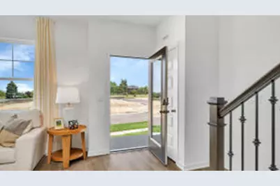 4835  Oakmont Rd, Racine, WI 53403 - Photo 3