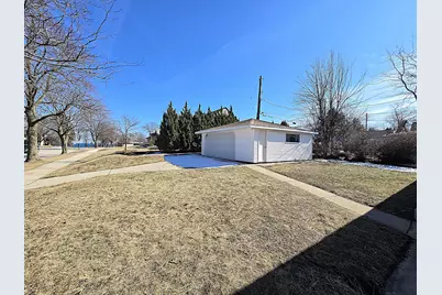 4448 S Lake Dr, Cudahy, WI 53110 - Photo 31