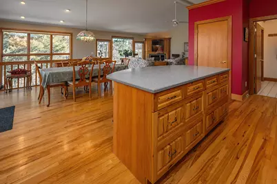 432  Stonewall Ct, Burlington, WI 53105 - Photo 21