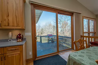 432  Stonewall Ct, Burlington, WI 53105 - Photo 15