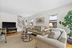 1929 W Marne Ave, Glendale, WI 53209 - Photo 7