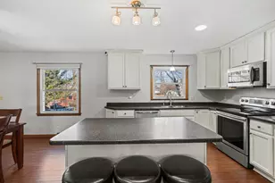 W137S6940 Clarendon Pl, Muskego, WI 53150 - Photo 9