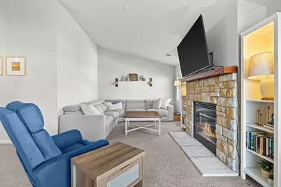 1723  State St #E43, Racine, WI 53182 - Photo 13