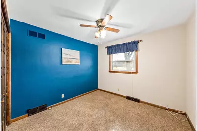 14530  Lindsay Dr, Brookfield, WI 53005 - Photo 15