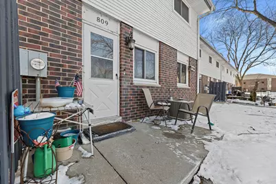 809  Ridgeway Dr, Pewaukee, WI 53072 - Photo 33